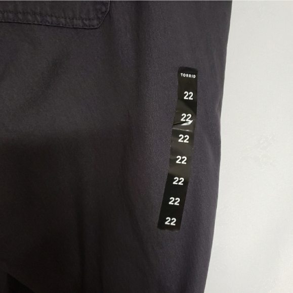 Torrid Twill Tie Front Utility Pants NWT - Picture 7 of 10